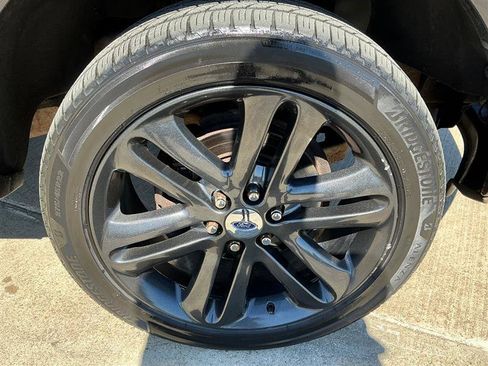 Used 2013 Ford F150 Limited image 25