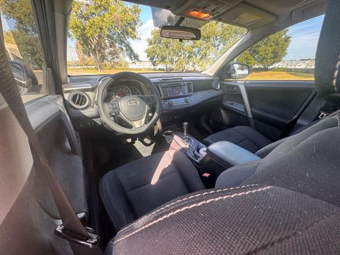 Used 2013 Toyota RAV4 XLE image 13
