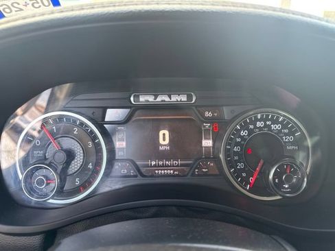 Used 2022 RAM 2500 Laramie AWD/4WD image 7