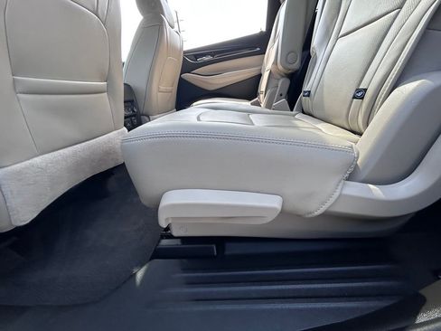 Used 2019 Buick Enclave Premium w/ Experience Buick Package AWD/4WD image 42