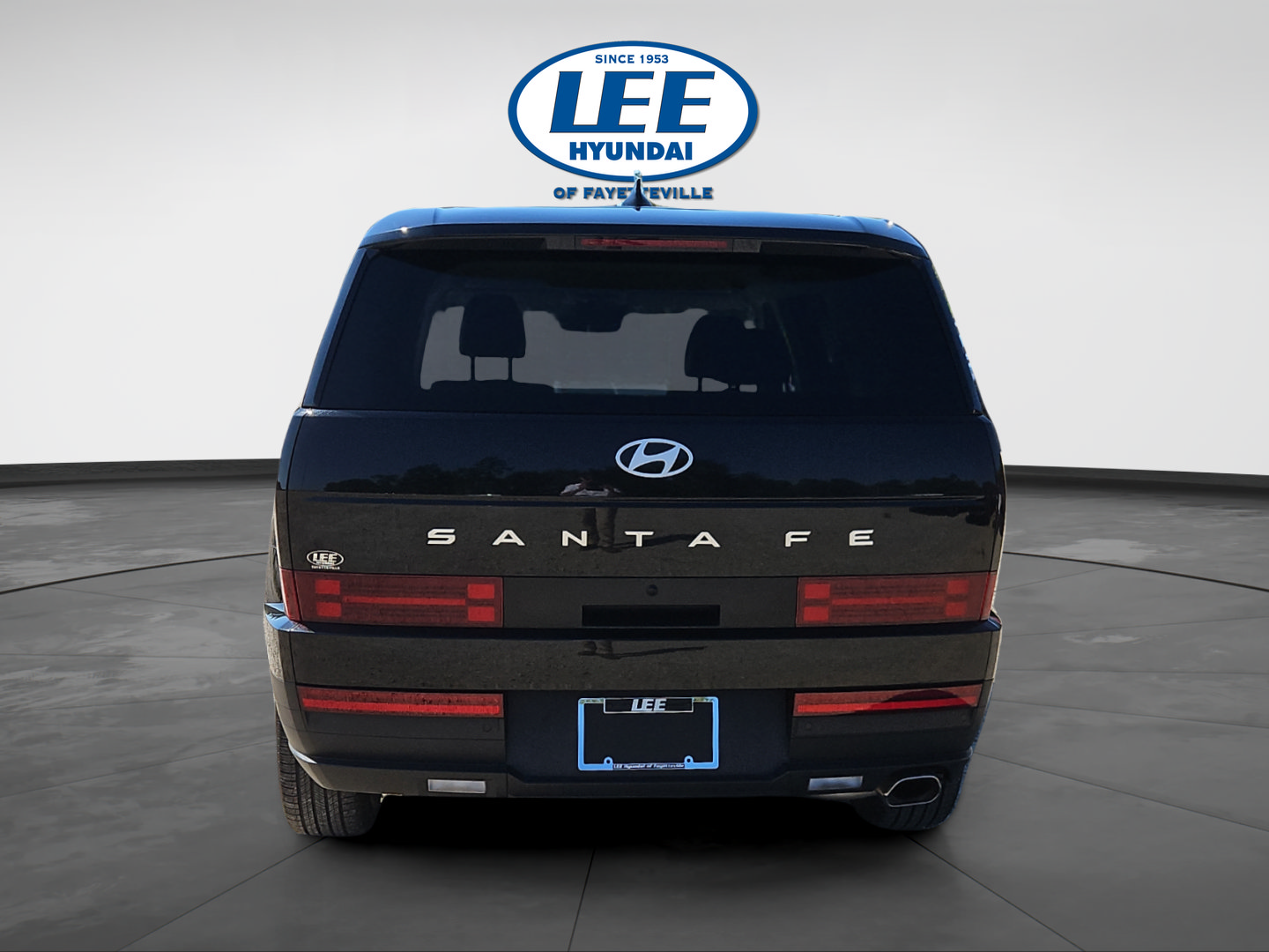 Used 2024 Hyundai Santa Fe SE FWD image 4