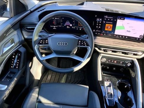 Used 2025 Audi Q5 Prestige image 5