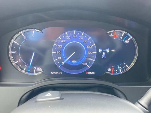 Used 2020 Cadillac Escalade Luxury RWD image 18