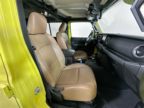 Used 2023 Jeep Wrangler Unlimited Sahara w/ Cold Weather Group image 29