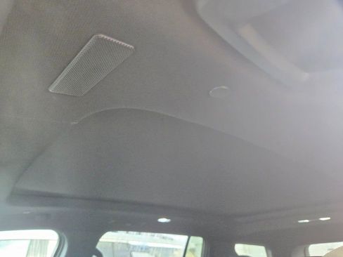 New 2026 Chevrolet Traverse LT w/ Sun and Wheel Package image 11