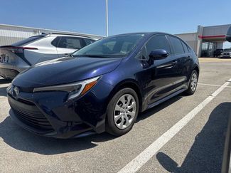 Used 2023 Toyota Corolla LE FWD video 1