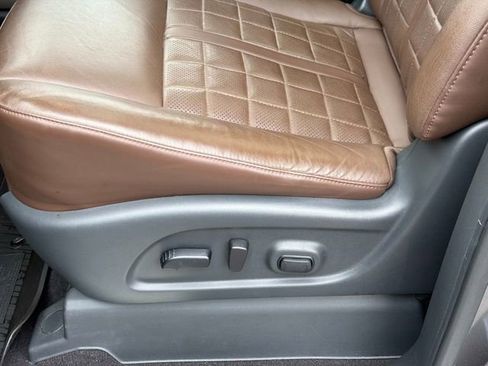 Used 2023 Nissan Titan Platinum Reserve w/ Moonroof Package image 23