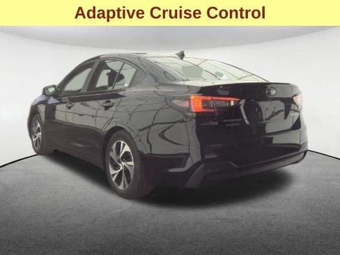 Used 2025 Subaru Legacy Premium image 8