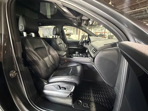 Used 2019 Audi Q7 3.0T Premium Plus AWD/4WD image 17