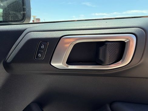 New 2026 Ford Bronco Outer Banks AWD/4WD image 13