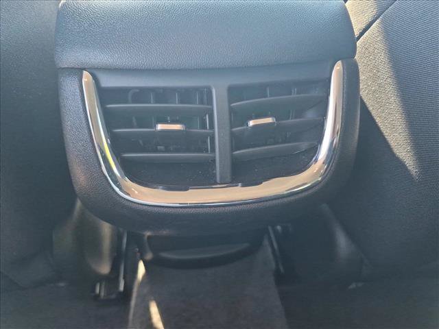 Used 2025 Chevrolet Malibu LT FWD image 16