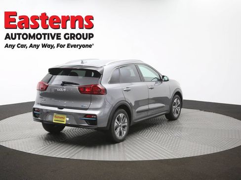 Used 2022 Kia Niro EX FWD image 41