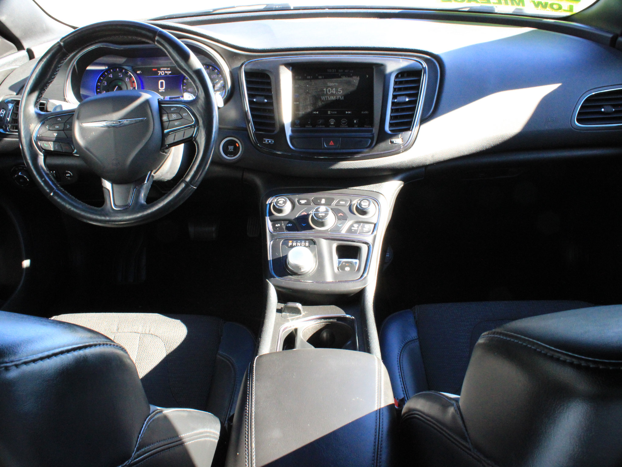 Used 2016 Chrysler 200 S w/ Comfort Group FWD image 14