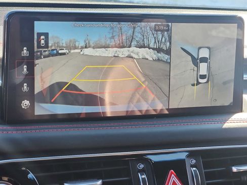 Used 2022 Genesis G70 3.3T w/ Sport Prestige Package image 18