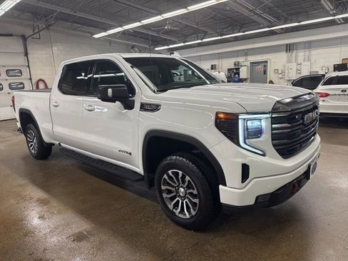 Used 2023 GMC Sierra 1500 AT4 w/ AT4 Preferred Package AWD/4WD image 8