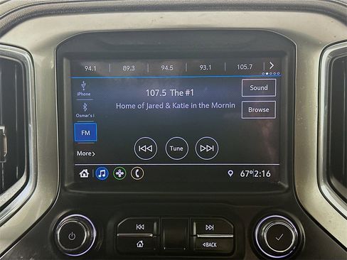 Used 2020 Chevrolet Silverado 1500 LT image 17