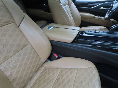 Used 2023 Cadillac Escalade Sport AWD/4WD image 26