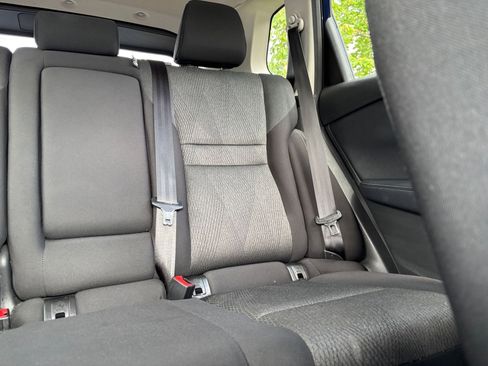 Used 2025 Nissan Rogue SV FWD image 39