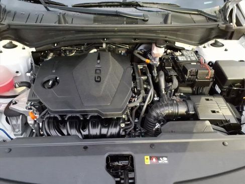 Used 2023 Kia Sportage EX image 27