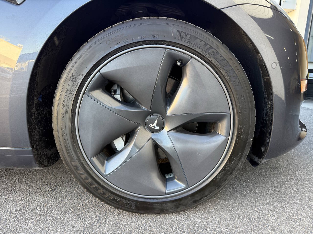 Used 2019 Tesla Model 3 Long Range AWD/4WD image 34