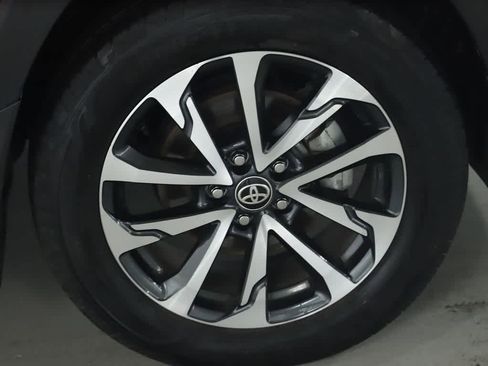 Certified 2023 Toyota Corolla Cross XLE w/ Convenience Package FWD image 10