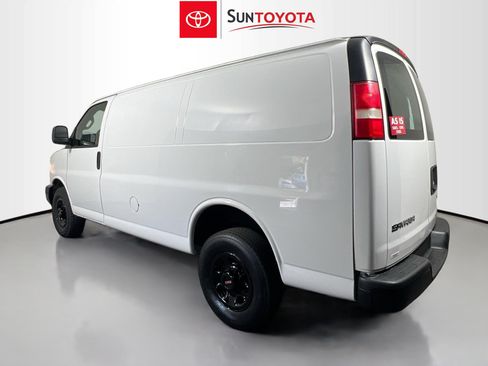 Used 2020 GMC Savana 3500 RWD image 6