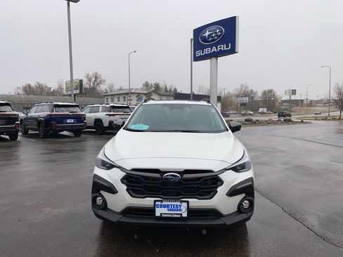 New 2026 Subaru Crosstrek 2.5i Limited AWD/4WD image 2