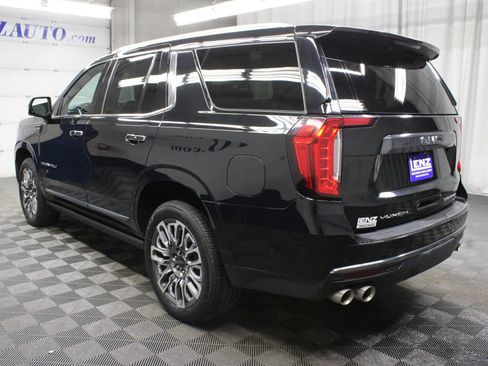 Used 2023 GMC Yukon Denali Ultimate AWD/4WD image 7