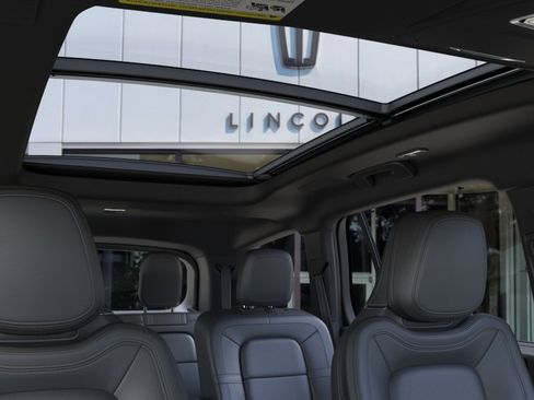 New 2025 Lincoln Aviator Reserve w/ Equipment Group 201A AWD/4WD image 22