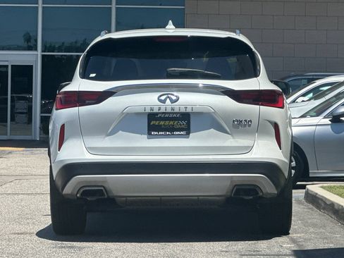 Used 2023 INFINITI QX50 Luxe FWD image 5