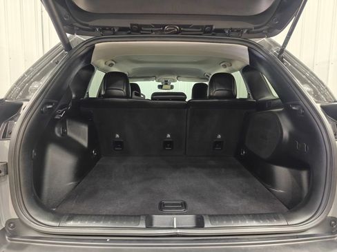 Used 2019 Jeep Cherokee Limited image 29