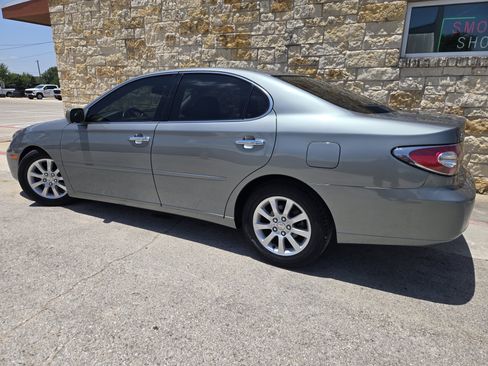 Used 2003 Lexus ES 330 FWD image 3