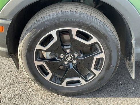 Used 2024 Ford Bronco Sport Outer Banks image 9