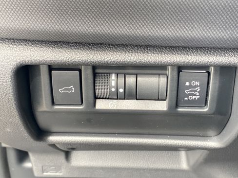 Used 2025 Subaru Forester Premium w/ Convenience Package #1 AWD/4WD image 14