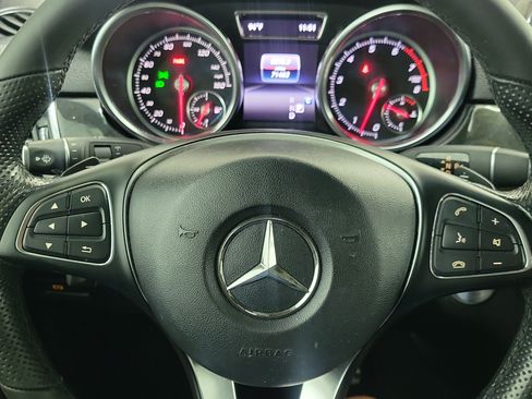 Used 2019 Mercedes-Benz GLE 400 4MATIC image 24