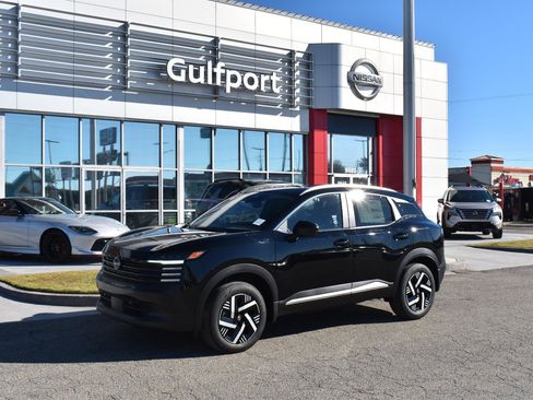 New 2026 Nissan Kicks SV w/ SV Premium Package image 2