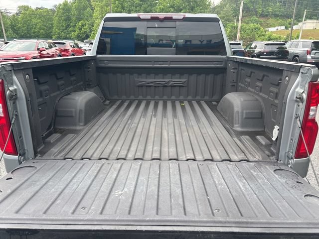 Used 2023 Chevrolet Silverado 1500 ZR2 AWD/4WD image 7