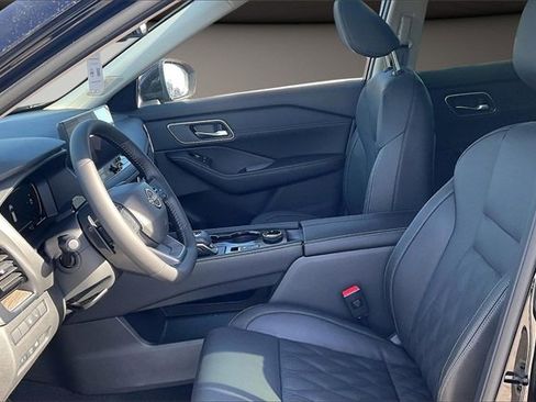 New 2026 Nissan Rogue Platinum w/ Tech Package image 7