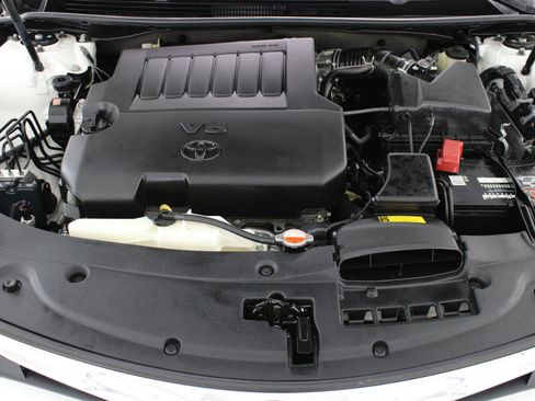 Used 2016 Toyota Avalon Touring image 70