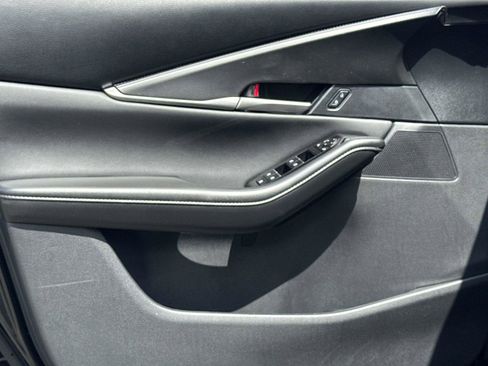 Certified 2025 MAZDA CX-30 AWD 2.5 S w/ Select Sport Pkg image 16