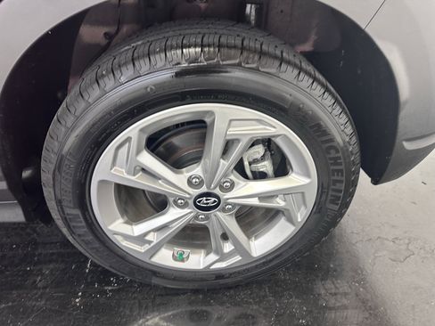 Used 2022 Hyundai Kona SEL image 18