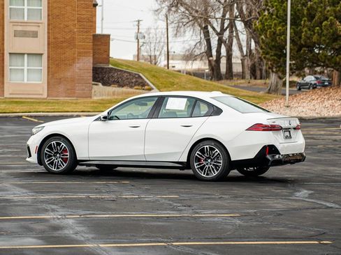 Certified 2025 BMW 530i xDrive 530i xDrive w/ M Sport Package image 7