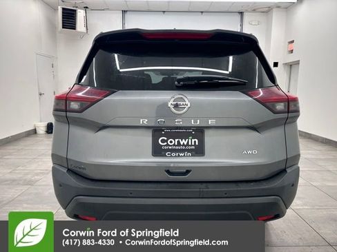 Used 2021 Nissan Rogue S image 4