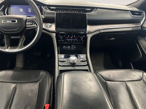 Used 2023 Jeep Grand Cherokee L Overland image 10