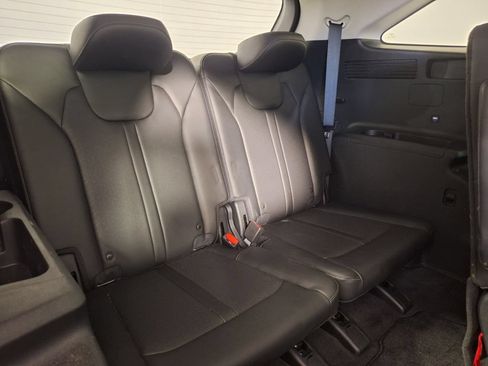 Used 2023 Kia Sorento SX FWD image 31