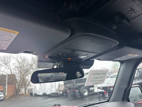 Used 2025 Ford Bronco Big Bend image 38