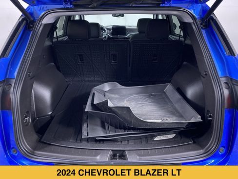 Certified 2024 Chevrolet Blazer LT w/ Convenience Package FWD image 25