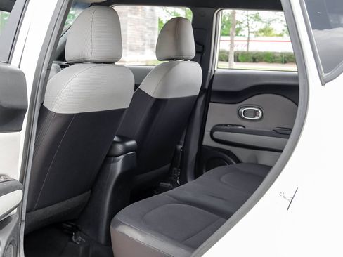 Used 2017 Kia Soul w/ Convenience Package FWD image 43