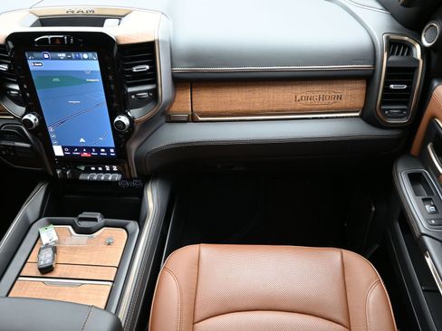 Used 2023 RAM 2500 Limited image 39