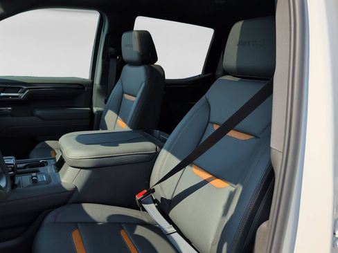 New 2026 GMC Sierra 1500 AT4 w/ AT4 Premium Package AWD/4WD image 22